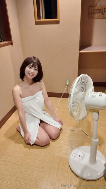 Full leaked Yururina private photo