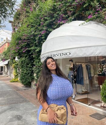 Full leaked Yuval page private photo