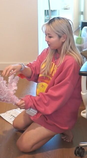 Full leaked Yvonnie private photo