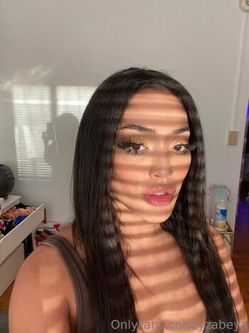 Full leaked Yzabeya page private photo