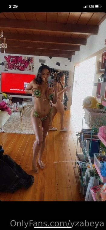 Full leaked Yzabeya page private photo