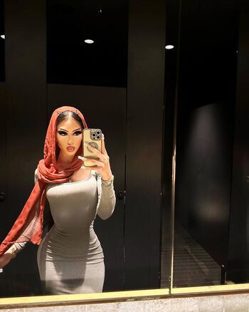 Full leaked Zainab sara private onlyfans photo