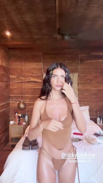 Full leaked Zaira nara private photo
