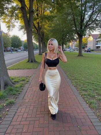 Zara Davis