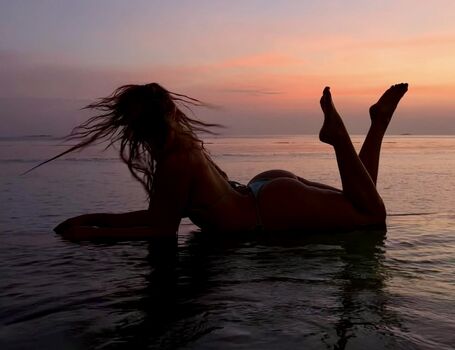 Full leaked Zara larsson  page private onlyfans photo