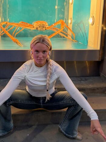 Full leaked Zara larsson page private photo