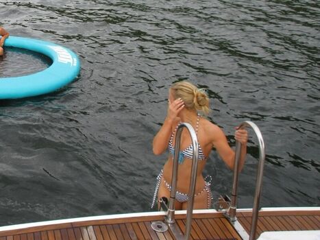 Full leaked Zara larsson page private photo