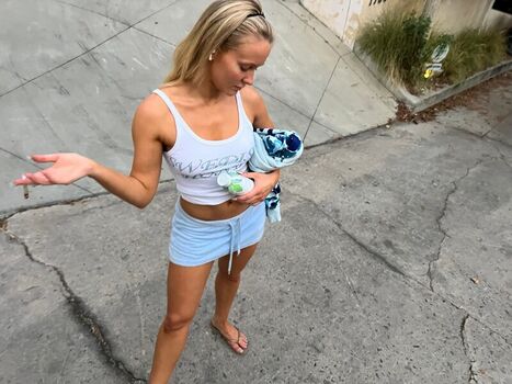 Full leaked Zara larsson page private photo