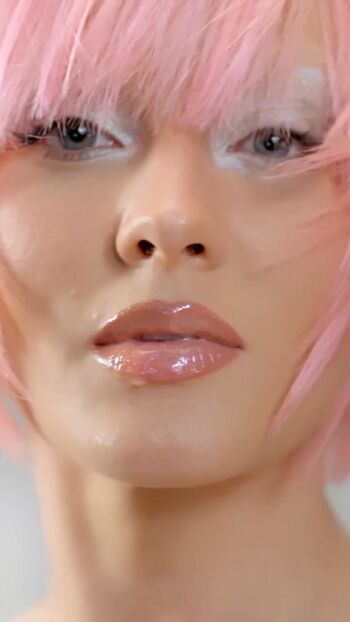 Full leaked Zara larsson page private photo
