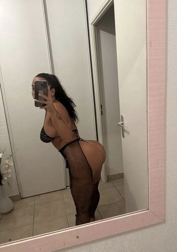Full leaked Zarah staar private photo