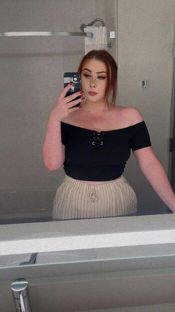 Full leaked Zaraondemand page private photo