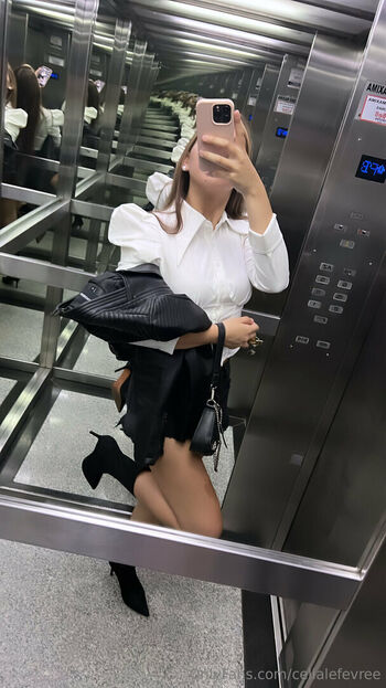 Full leaked Zaravelvett private onlyfans photo