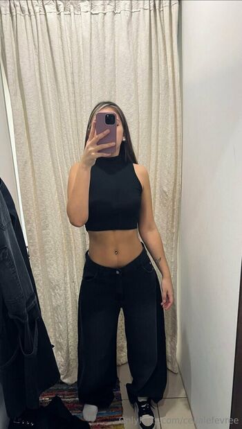 Full leaked Zaravelvett private onlyfans photo