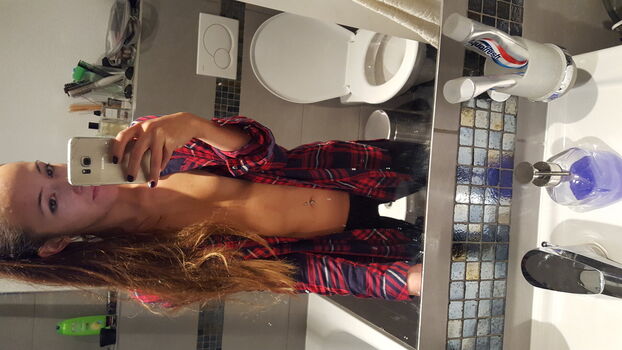 Full leaked Zari lugano private photo
