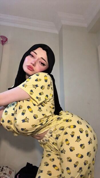 Full leaked Zelal private photo