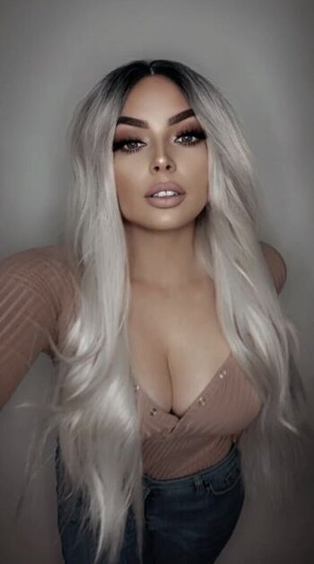 Full leaked Zeldaxrose private onlyfans photo