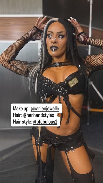 Zelina Vega