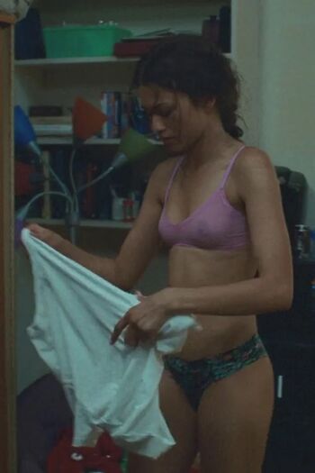 Full leaked Zendaya page private photo