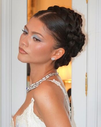 Full leaked Zendaya page private photo