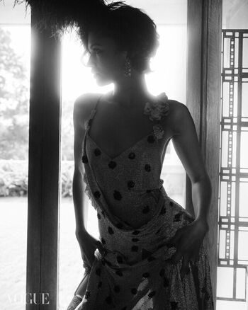 Full leaked Zendaya private photo