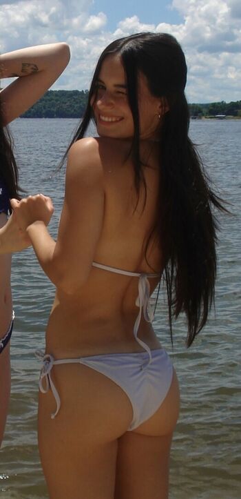 Full leaked Zenna moss private photo