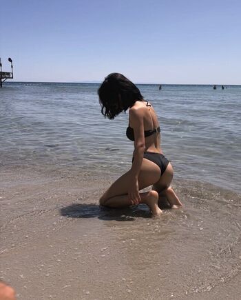 Full leaked Zeynep private photo