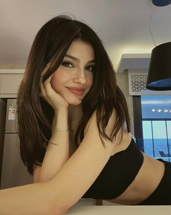 Full leaked Zeynep demirhan private photo