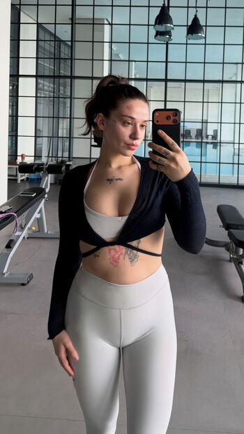 Full leaked Zeynep serter private photo