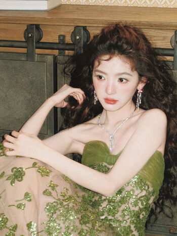 Full leaked Zhang ruonan page private photo