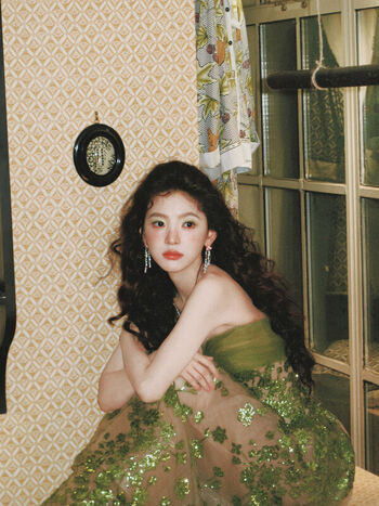 Full leaked Zhang ruonan page private photo