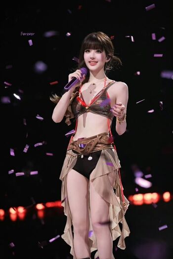 Full leaked Zhao lusi page private photo