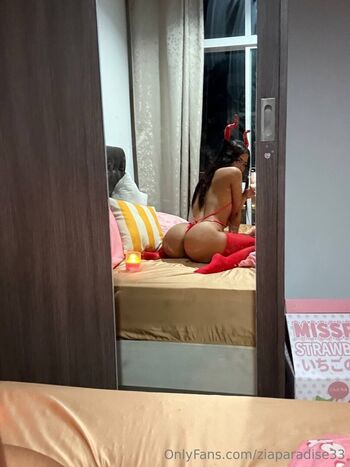 Full leaked Ziaparadise private photo