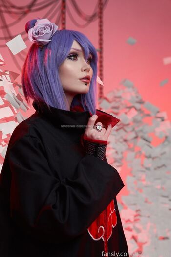 Full leaked Zirael rem page private onlyfans photo