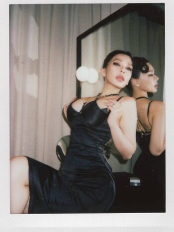 Full leaked Zmeixio private onlyfans photo