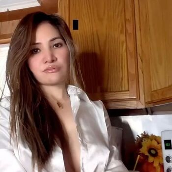 Full leaked Zo kitchen private photo