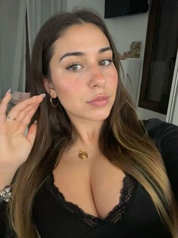 Full leaked Zoe berry private photo