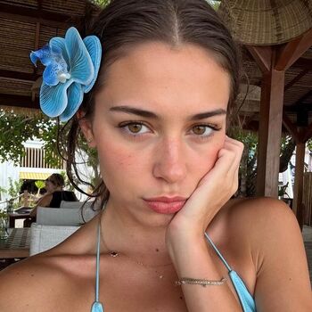 Full leaked Zoe berry private photo