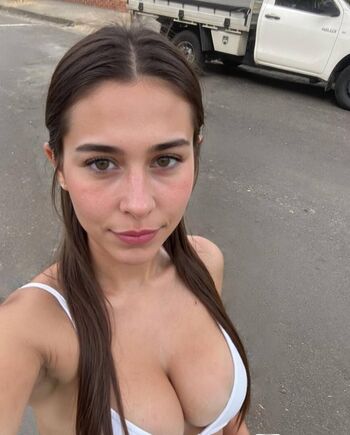 Full leaked Zoe berry private photo