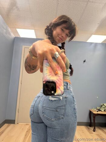Full leaked Zoe ebarb private photo