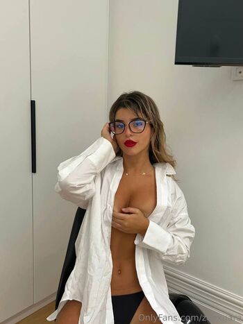 Full leaked Zoe gara private onlyfans photo