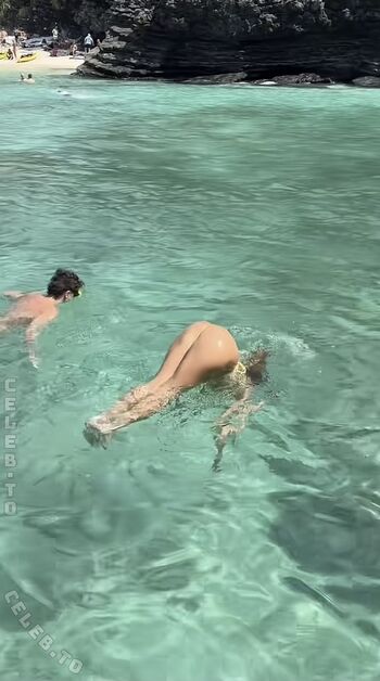 Full leaked Zoe kaeppele  page private onlyfans photo