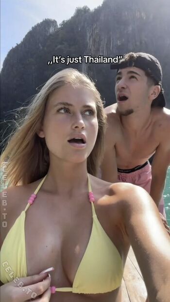 Full leaked Zoe kaeppele  page private onlyfans photo