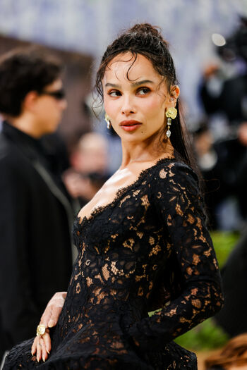 Full leaked Zoe kravitz private photo