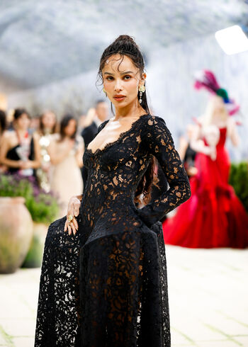 Full leaked Zoe kravitz private photo