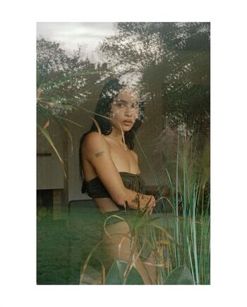 Full leaked Zoe kravitz private photo