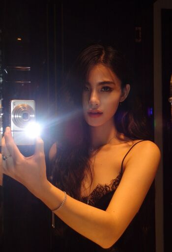 Full leaked Zoe levana private photo