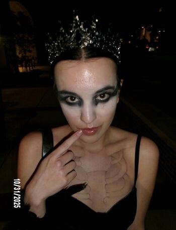 Full leaked Zoe liddell private photo