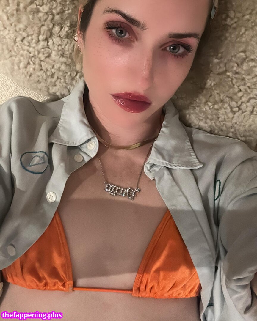 Zoe Lister Jones / https: / zoelisterjones Φωτογραφία Γυμνών OnlyFans #31