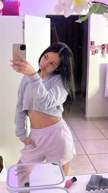 Full leaked Zoe manoek private photo