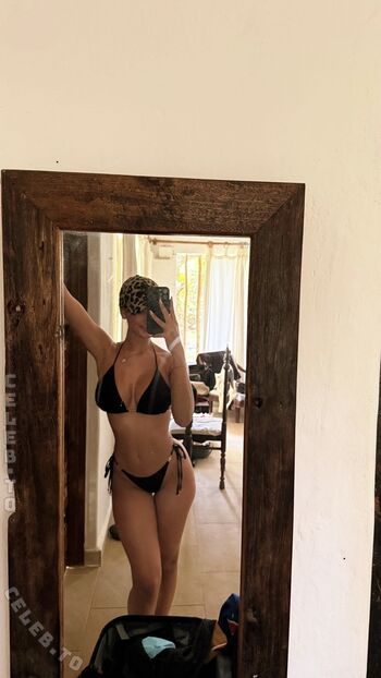 Full leaked Zoe mllner private onlyfans photo